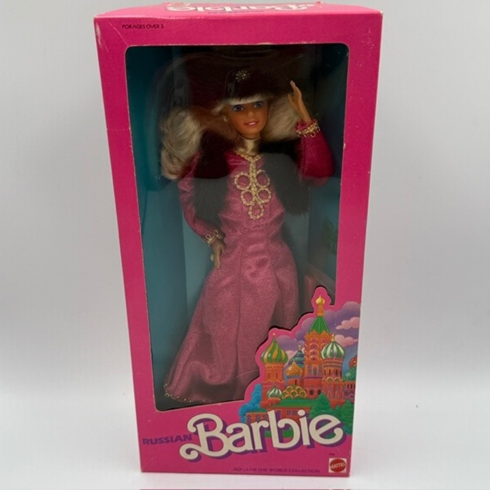 Vintage 1986 Russian Barbie Dolls of the World Collection Mattel 1916 New in Box